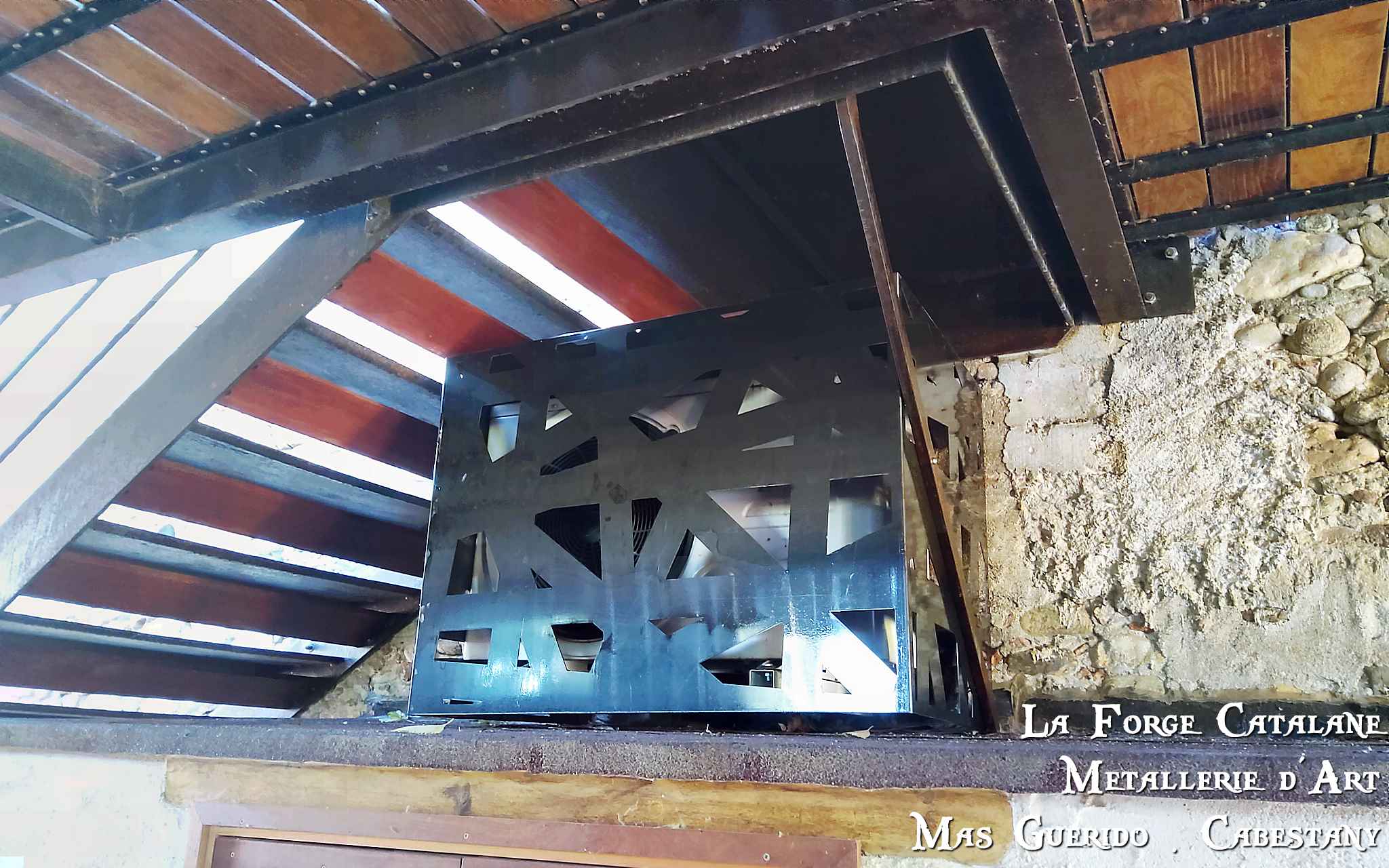 cache clim avec decoupe laser forge catalane.jpg